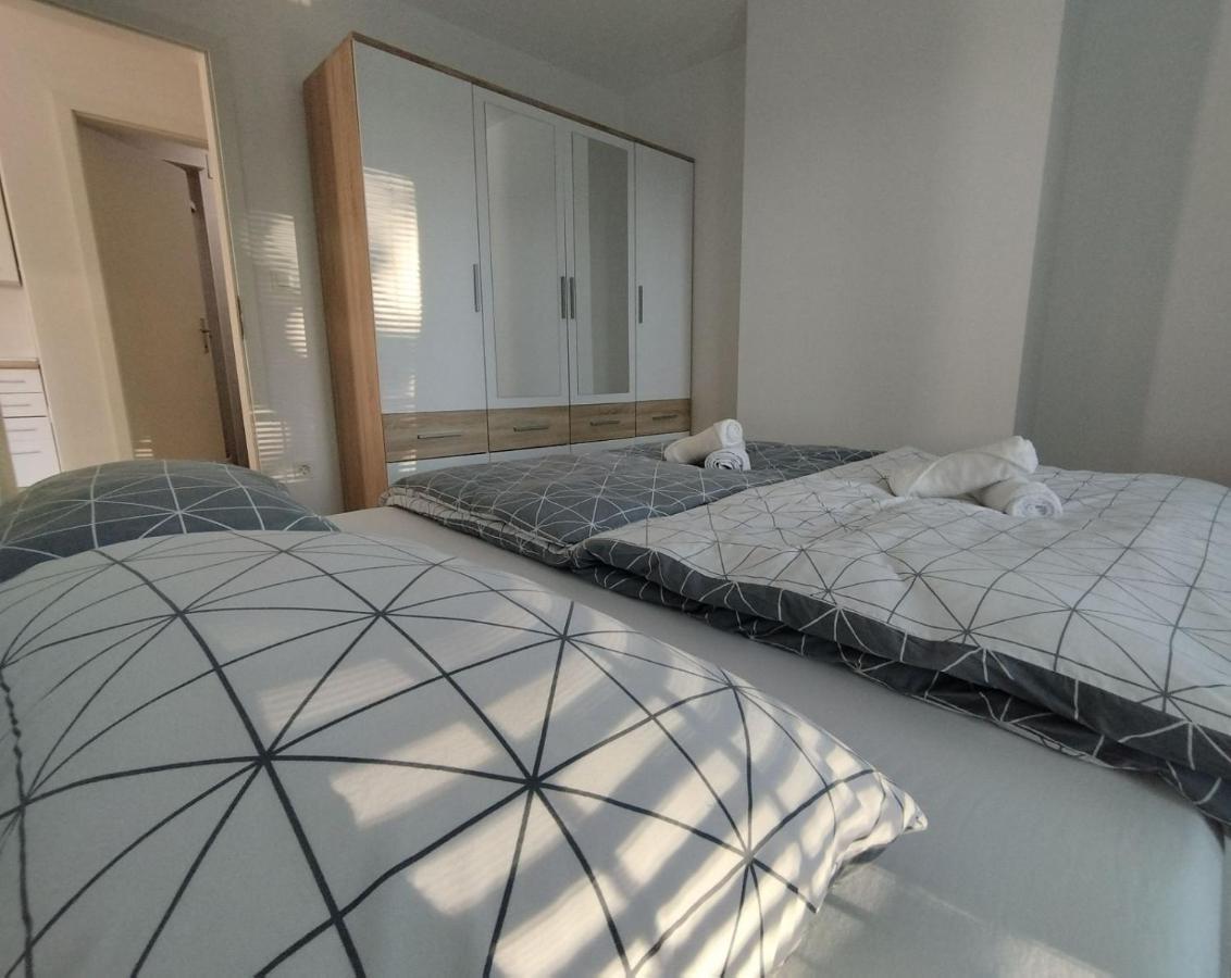 Apartment Sanya #3 Ljubljana Dış mekan fotoğraf
